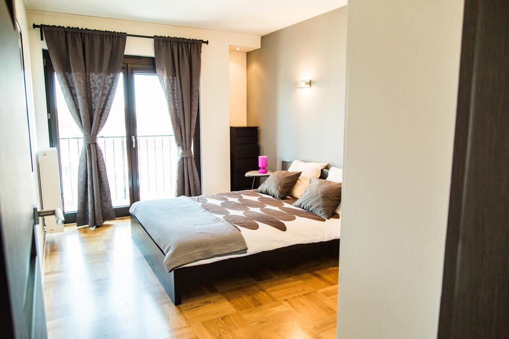 Modern Apartment In City Center Krakow Ngoại thất bức ảnh